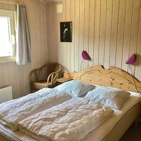 6 Person In Norre Nebel-by Traum